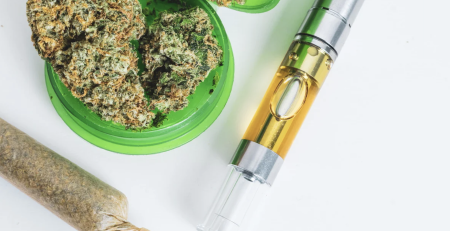 Doorstep Delight: How Cannabis Delivery Services are Revolutionizing Access to Vapes, Flowers, and More